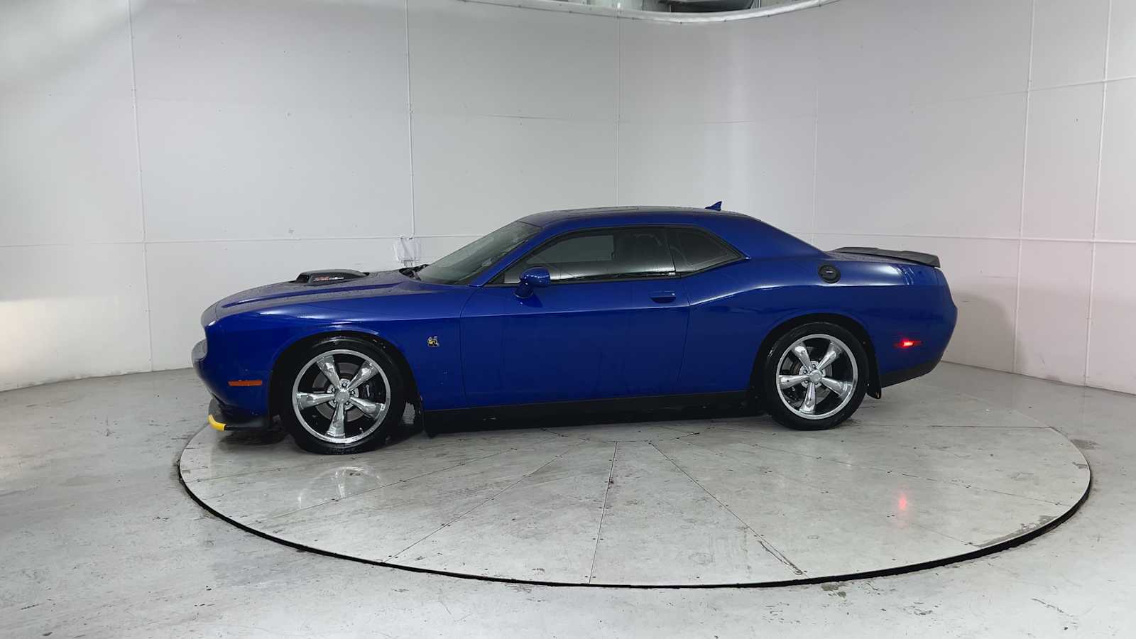 Thumbnail: 2021 Dodge Challenger - 5