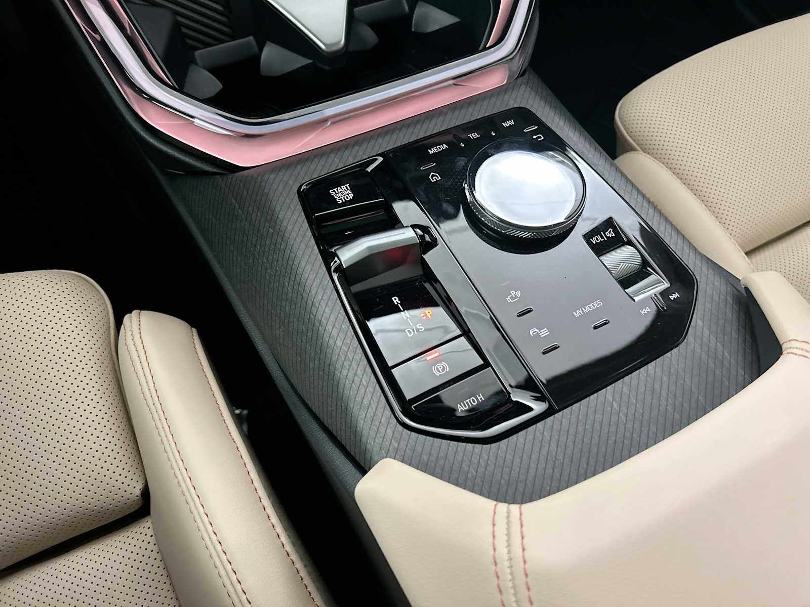 Thumbnail: 2026 BMW X3 - 22