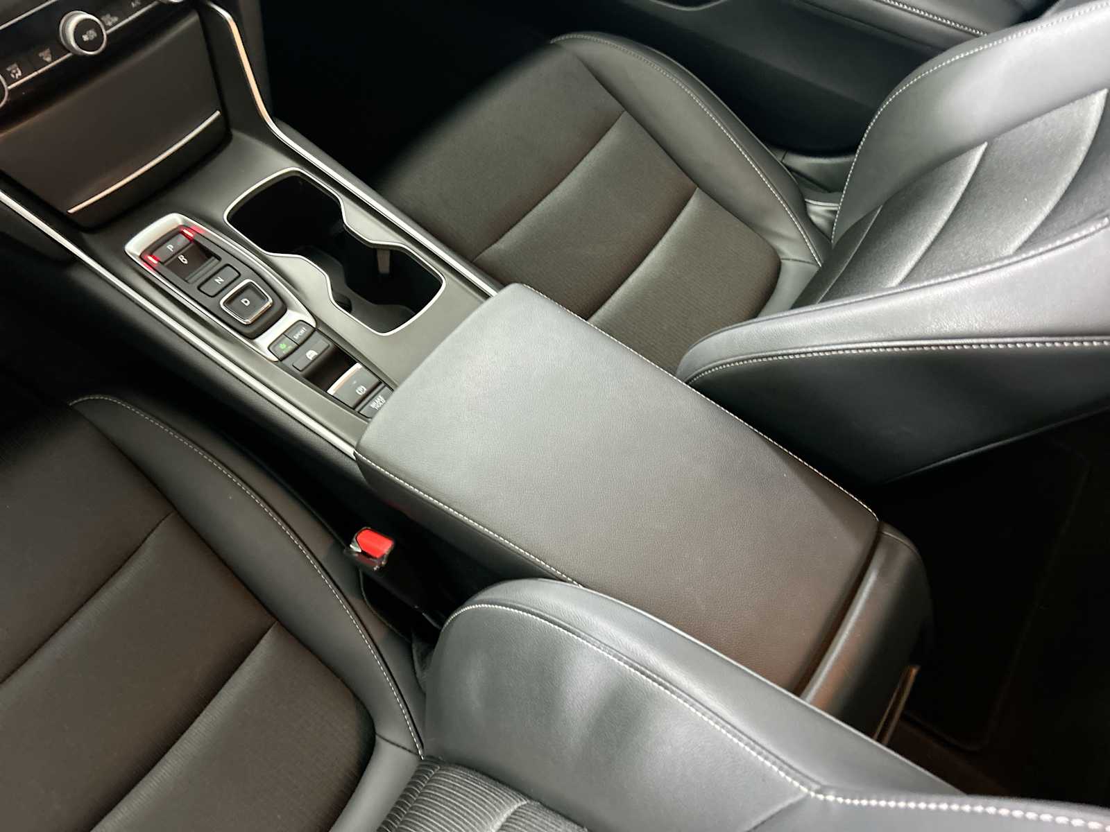 Thumbnail: 2022 Honda Accord - 22