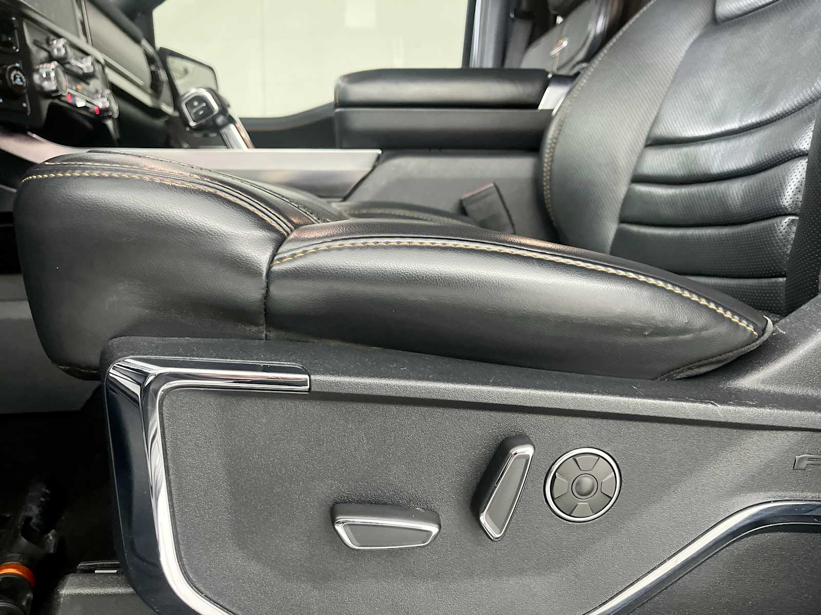 Thumbnail: 2022 Ford F-150 - 14