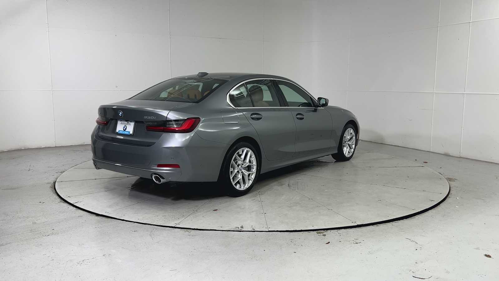 Thumbnail: 2026 BMW 3 Series - 2