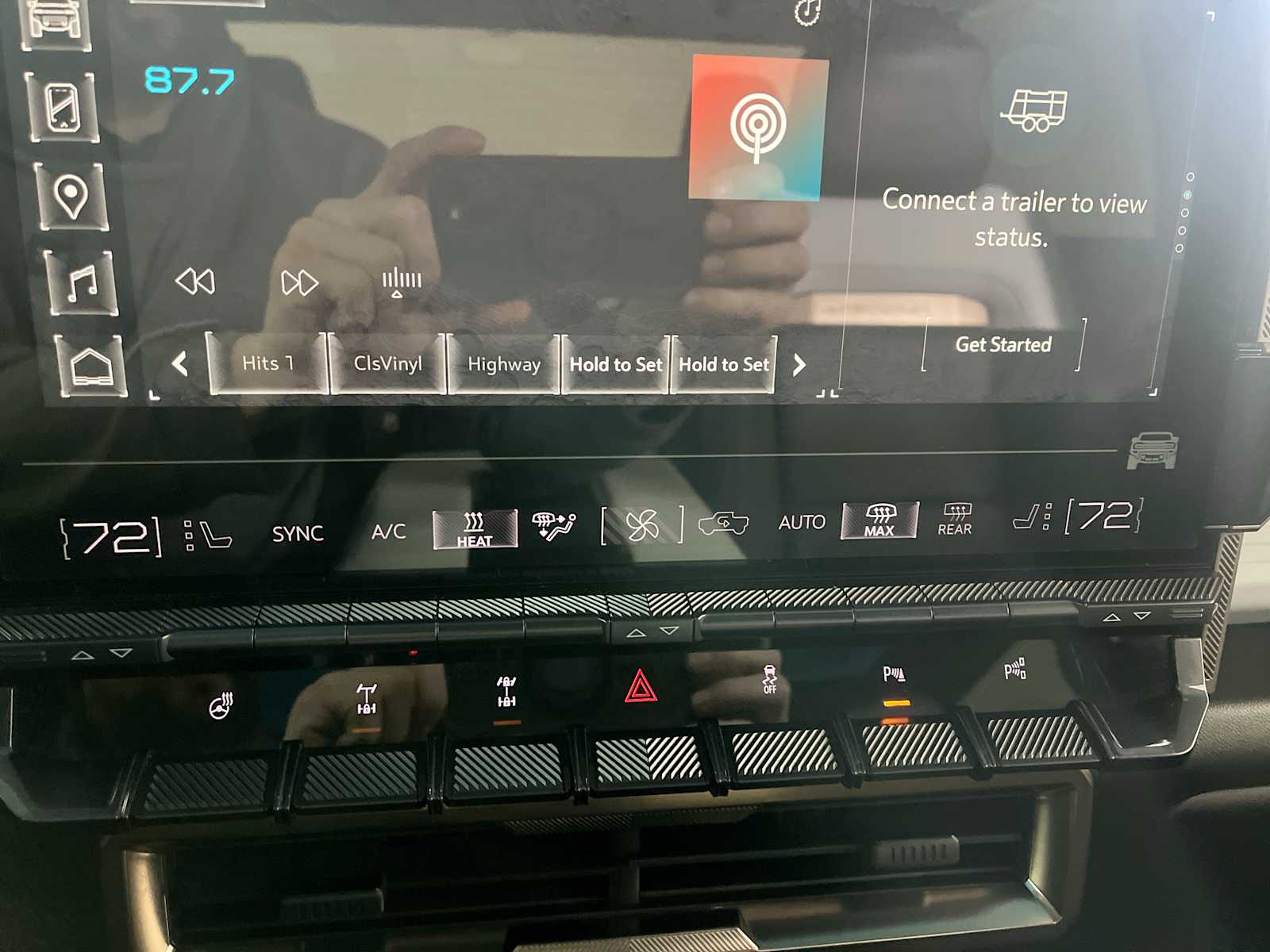 Thumbnail: 2022 GMC Hummer EV - 17