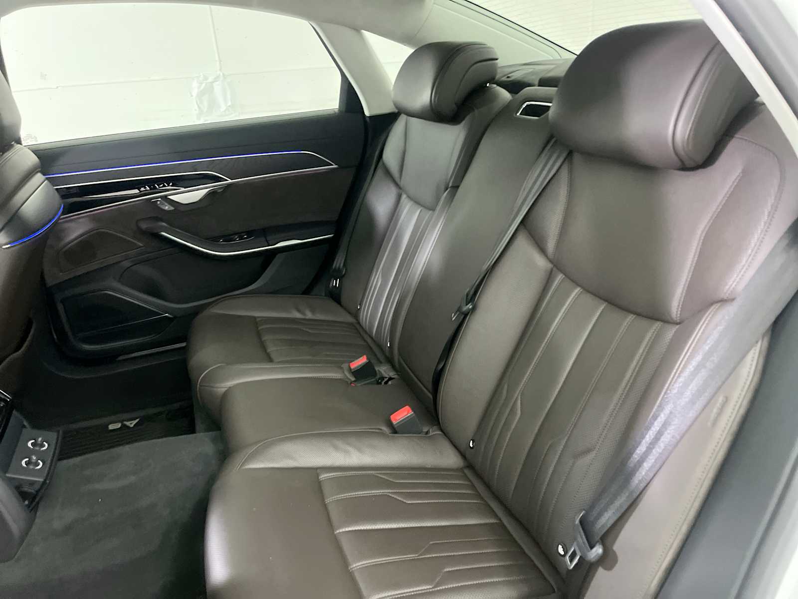 Thumbnail: 2020 Audi A8 - 25