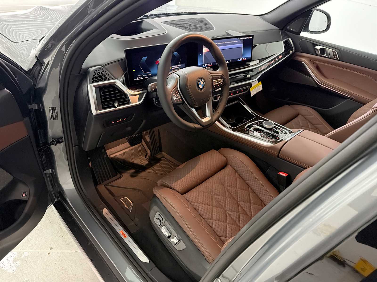 Thumbnail: 2026 BMW X5 - 11