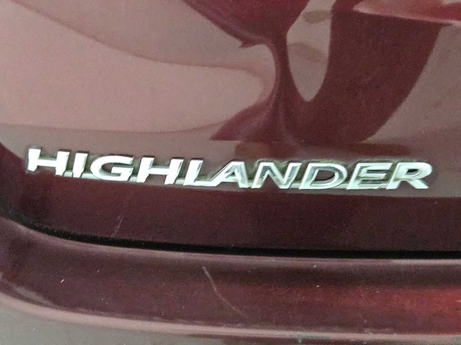 Thumbnail: 2015 Toyota Highlander - 27