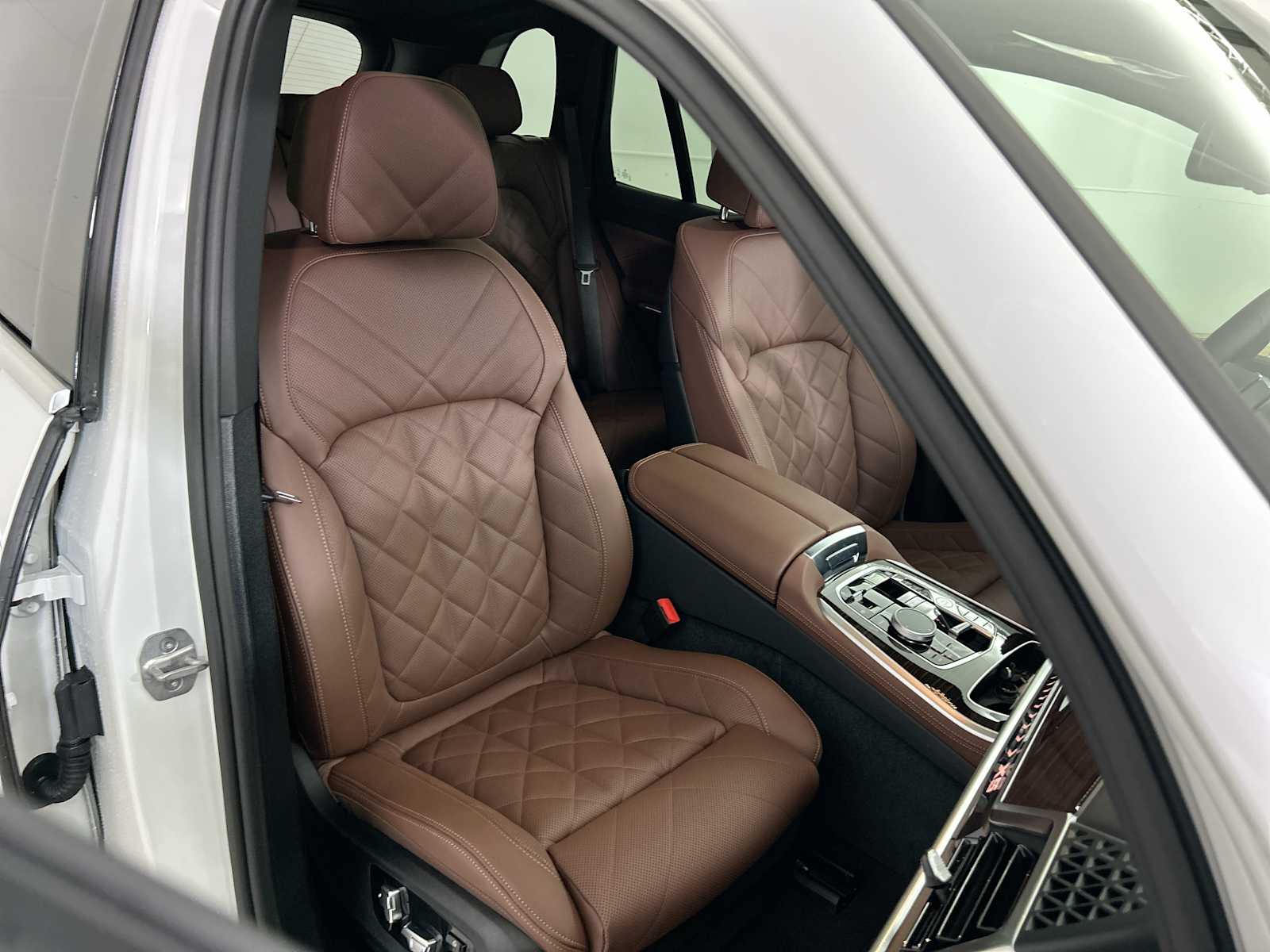 Thumbnail: 2026 BMW X5 - 26