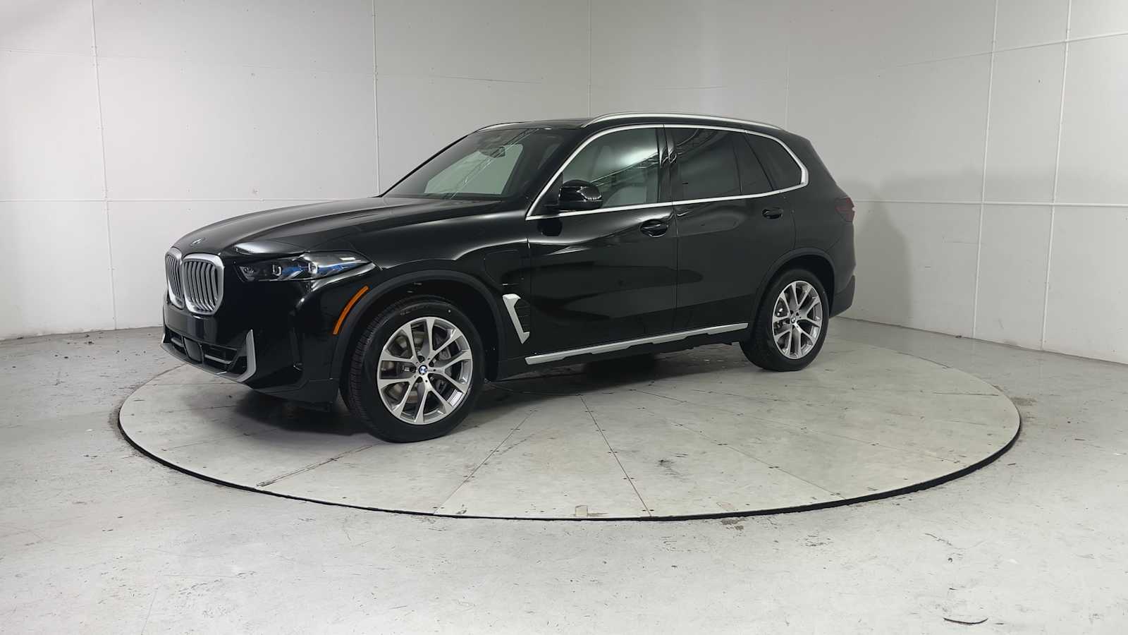 2026 BMW X5 50e - Photo 6