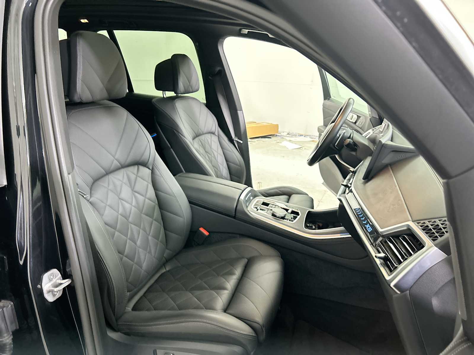 Thumbnail: 2025 BMW X5 - 26