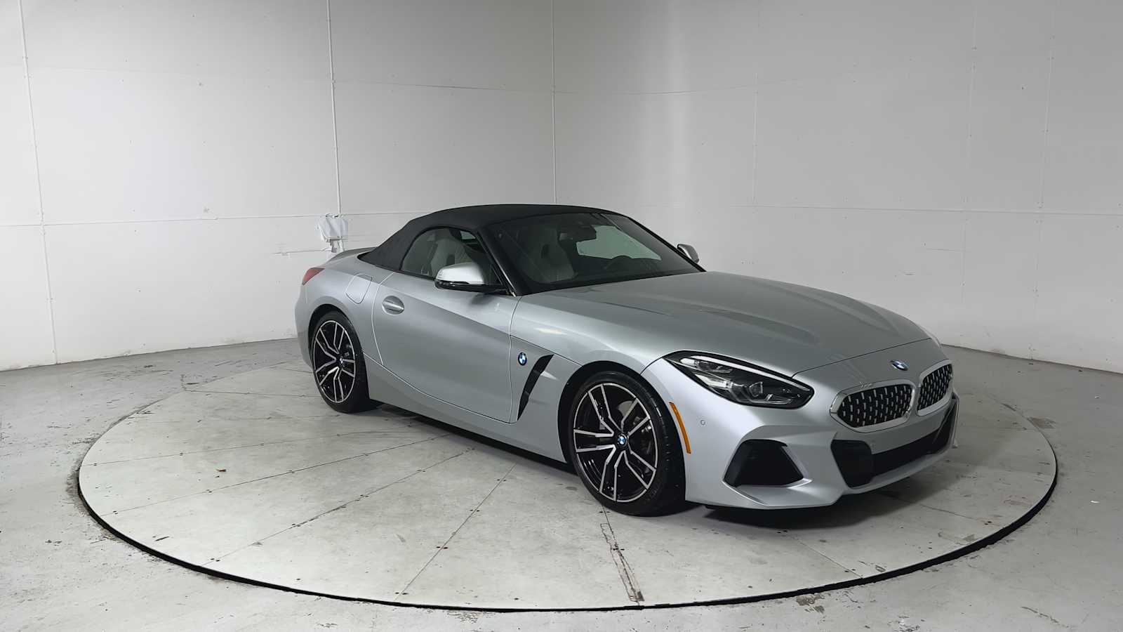 Thumbnail: 2021 BMW Z4 - 8