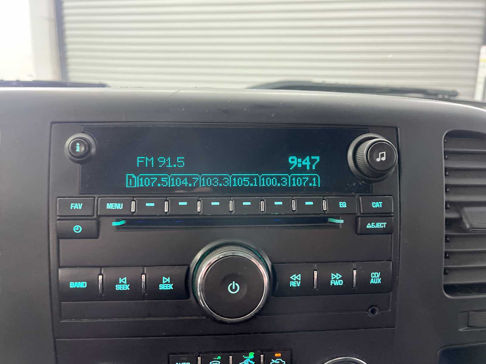 Thumbnail: 2013 Chevrolet Silverado 1500 - 12