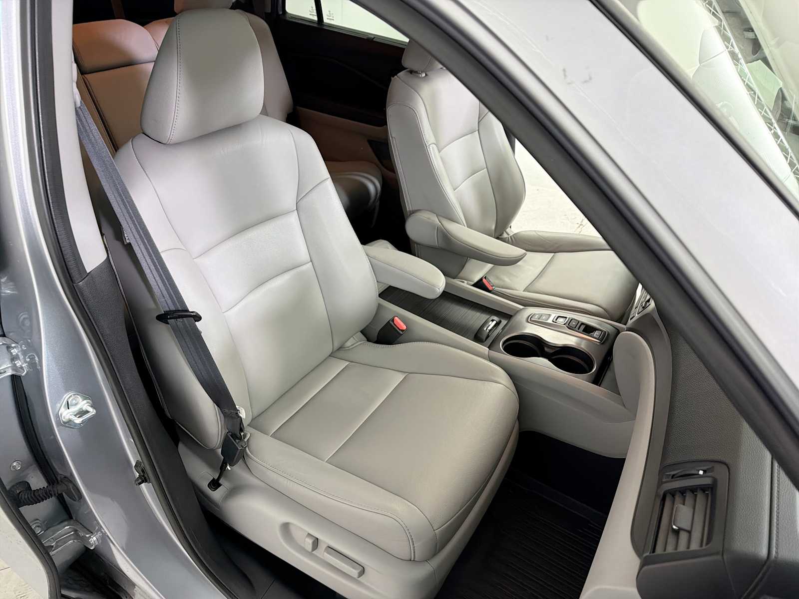 Thumbnail: 2021 Honda Pilot - 24