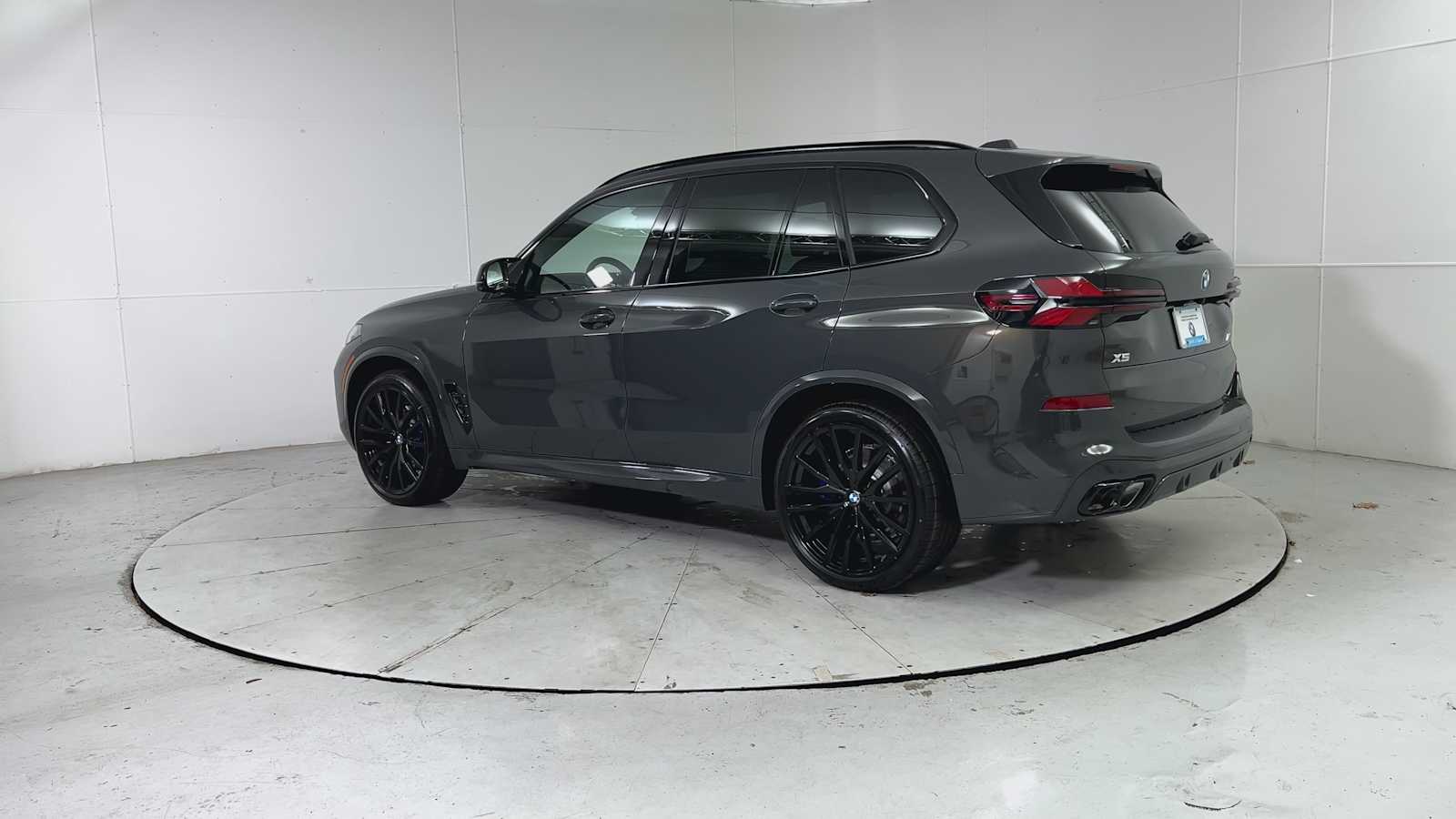 Thumbnail: 2026 BMW X5 - 4