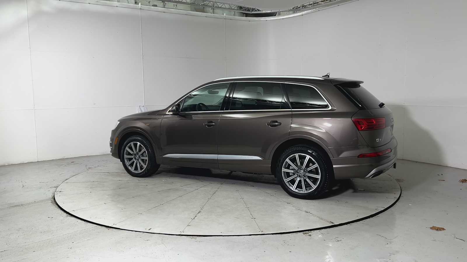 Thumbnail: 2018 Audi Q7 - 4