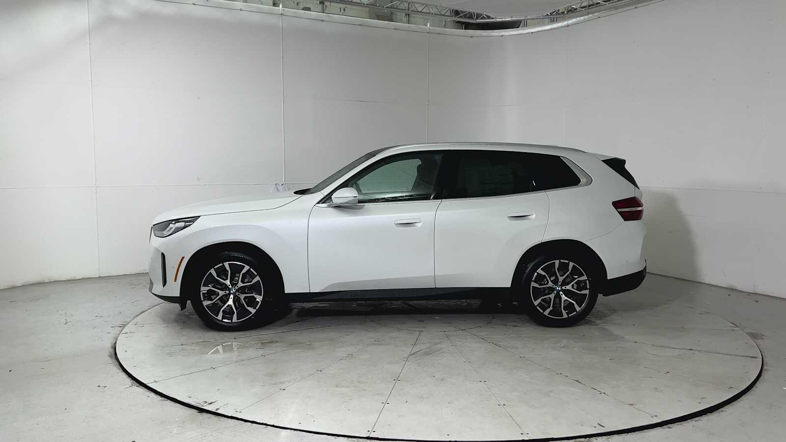 Thumbnail: 2026 BMW X3 - 5