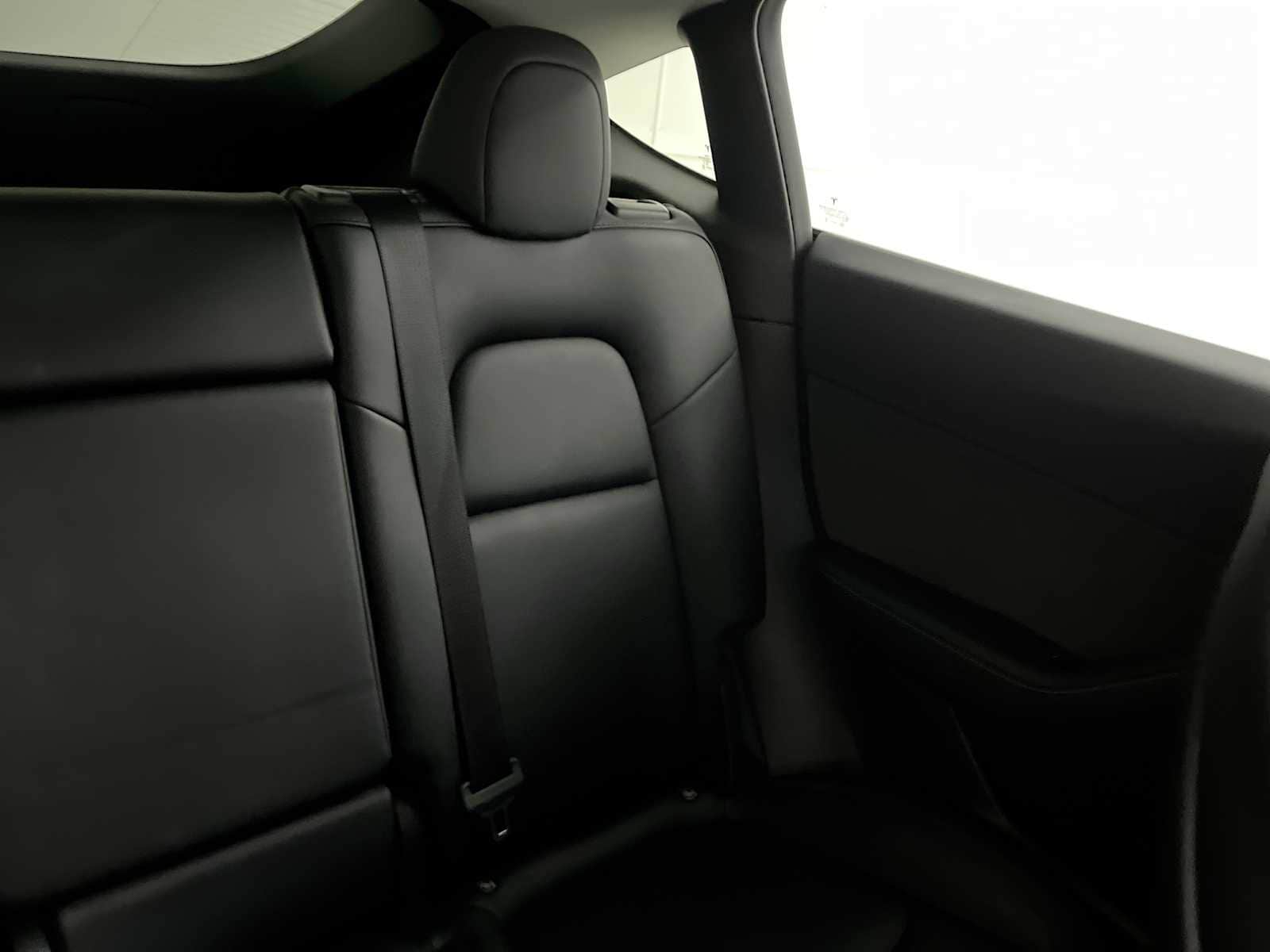 Thumbnail: 2022 Tesla Model Y - 14