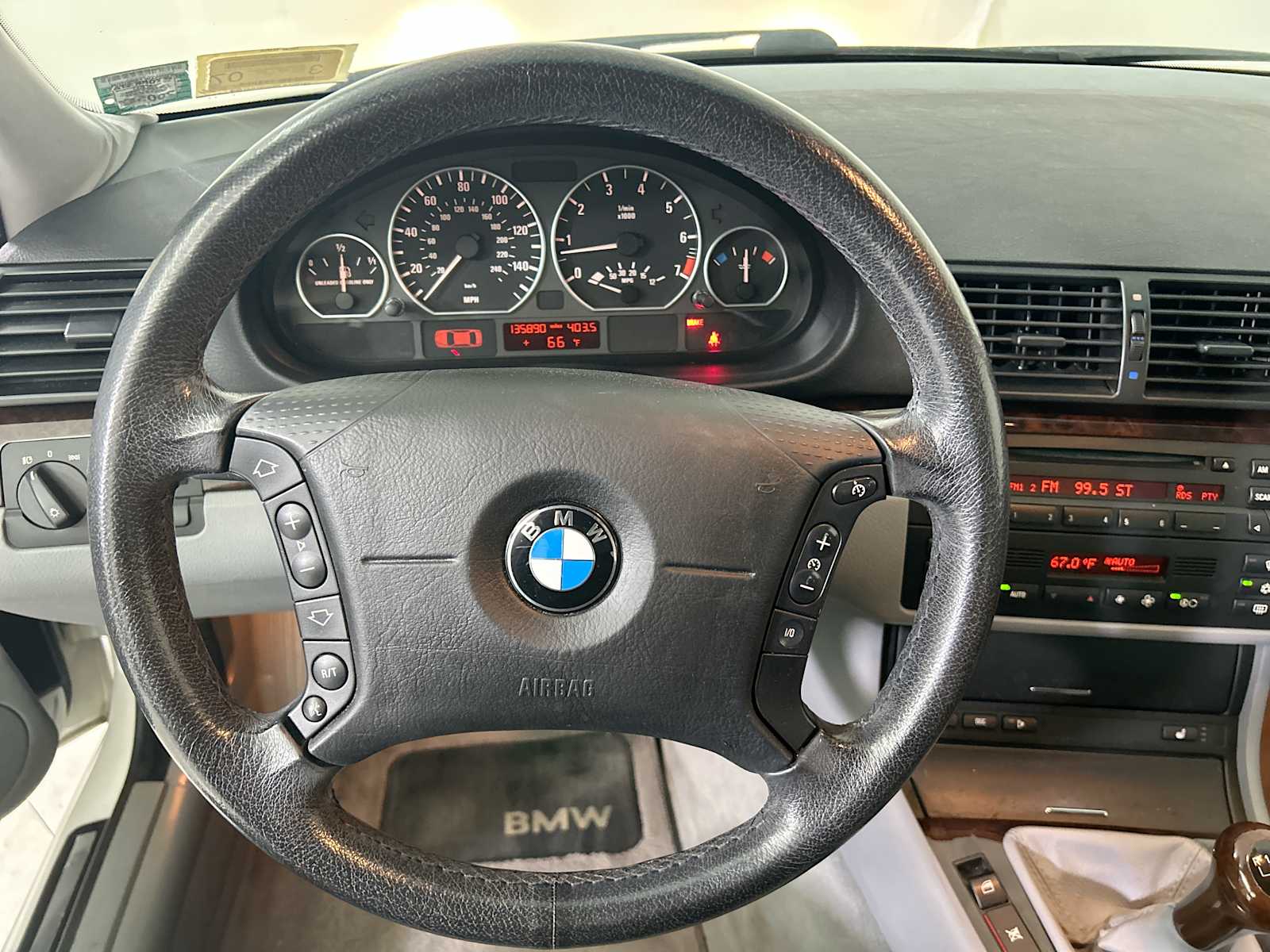 Thumbnail: 2003 BMW 3 Series - 10