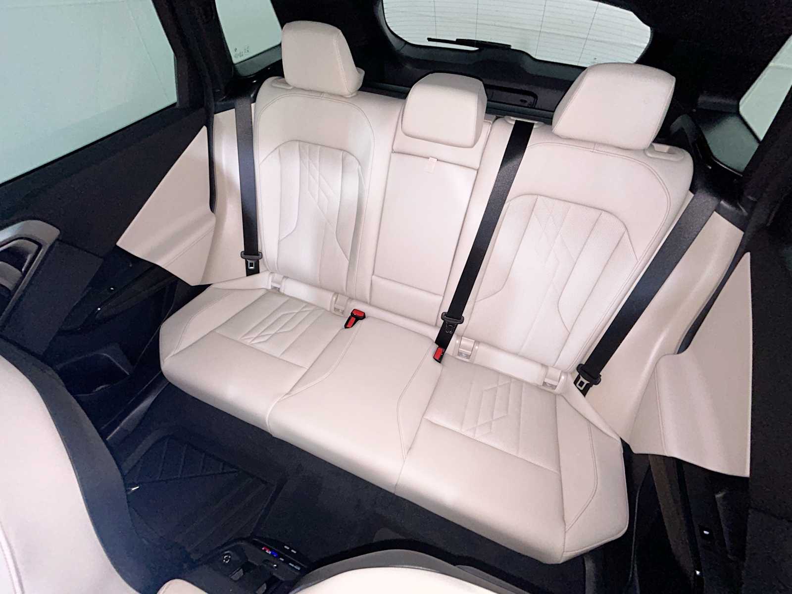 Thumbnail: 2026 BMW X3 - 25