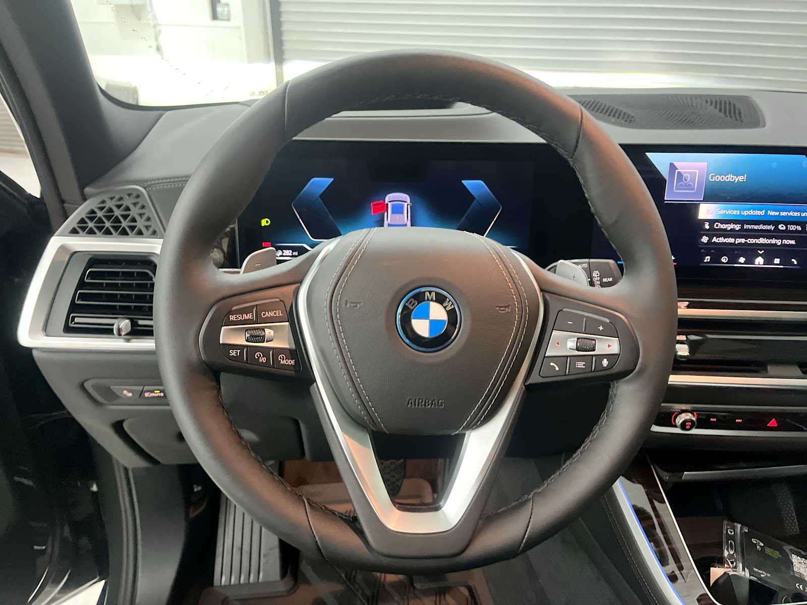 Thumbnail: 2026 BMW X5 - 17
