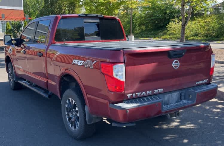 Thumbnail: 2018 Nissan Titan - 4