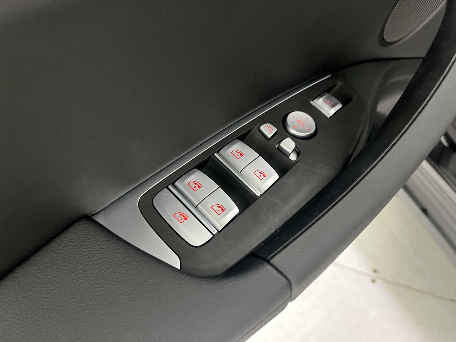 Thumbnail: 2024 BMW X3 - 15