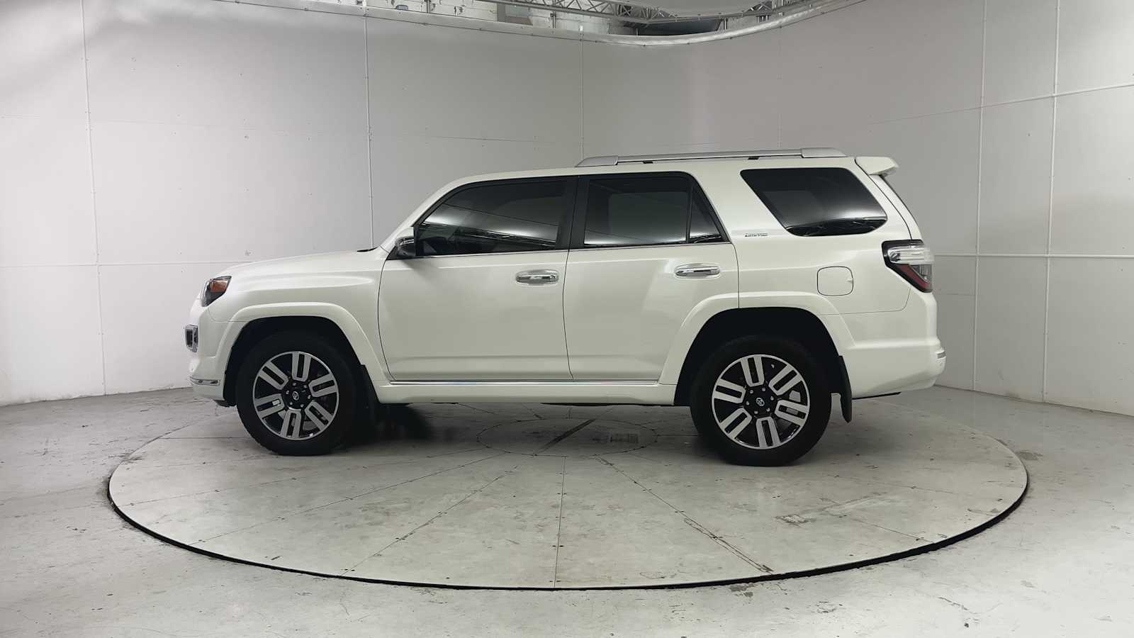 Thumbnail: 2023 Toyota 4Runner - 5
