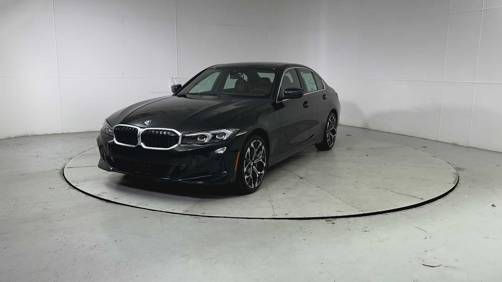 2026 BMW 3 Series 330i - Photo 6