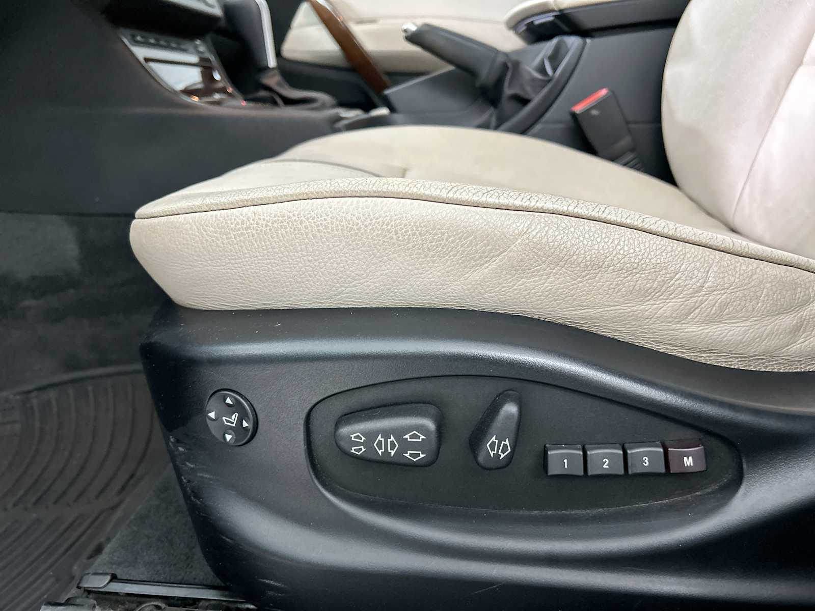 Thumbnail: 2010 BMW X3 - 14