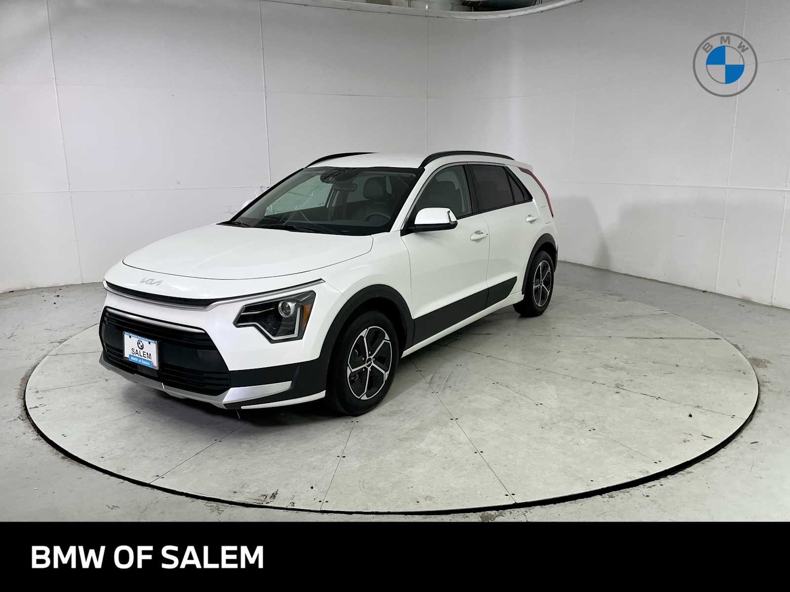 Thumbnail: 2025 Kia Niro - 1