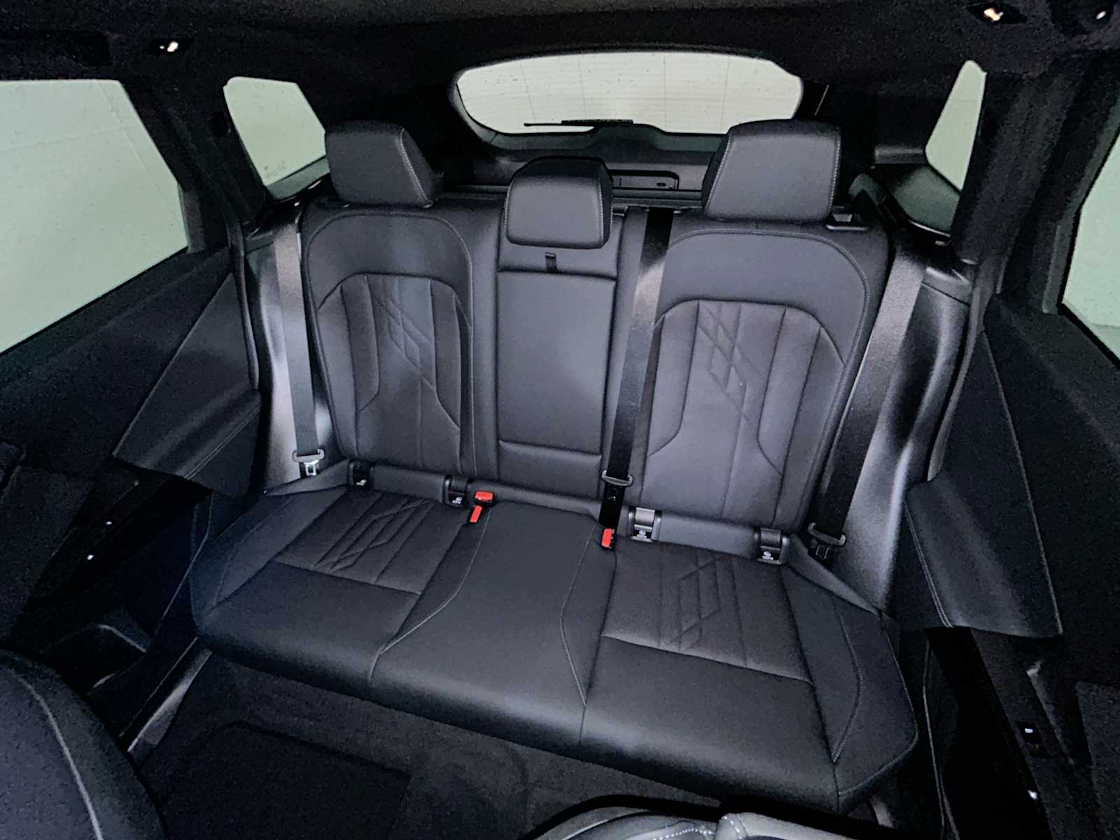 Thumbnail: 2026 BMW X3 - 25