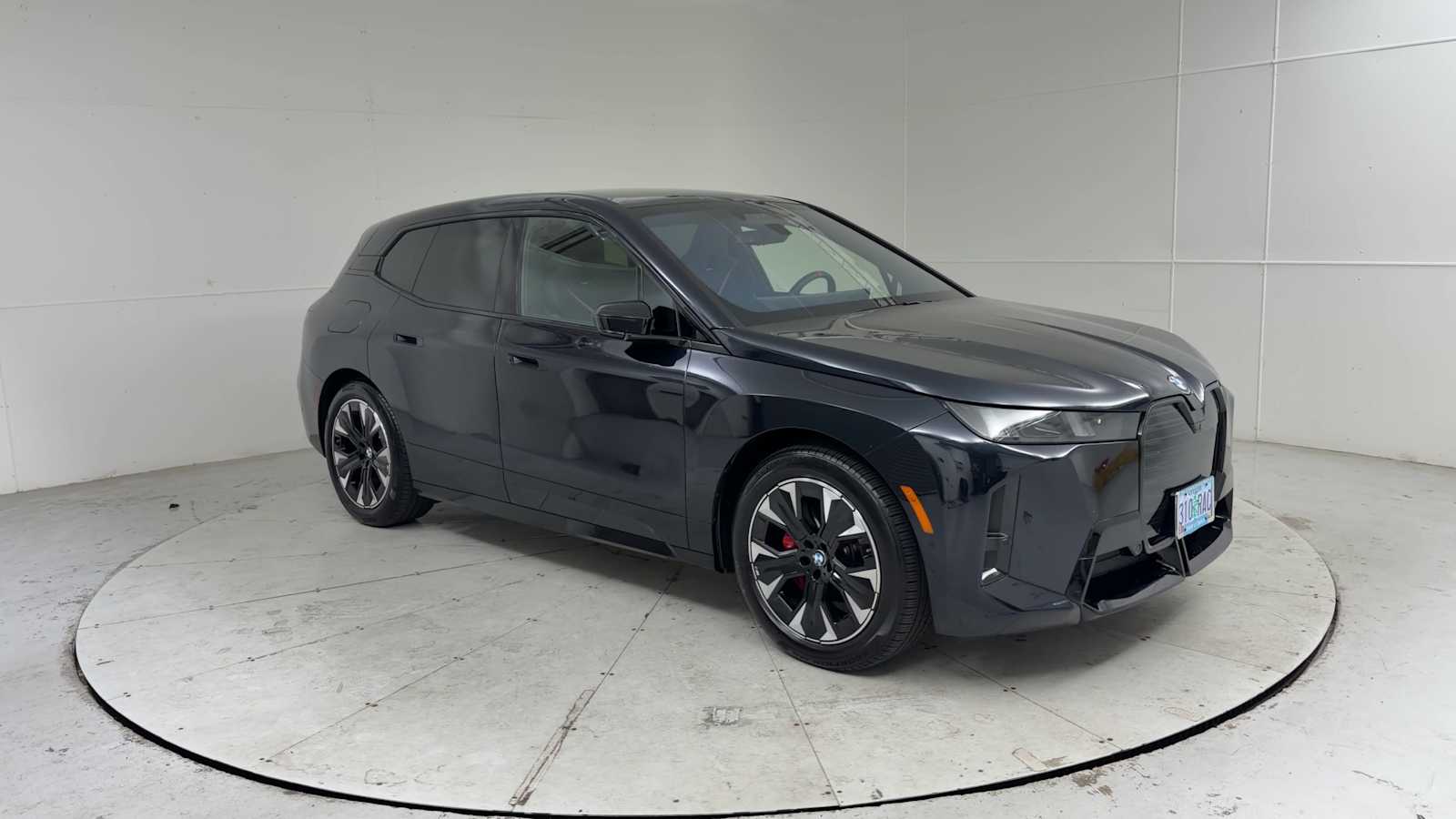 Thumbnail: 2026 BMW iX - 8