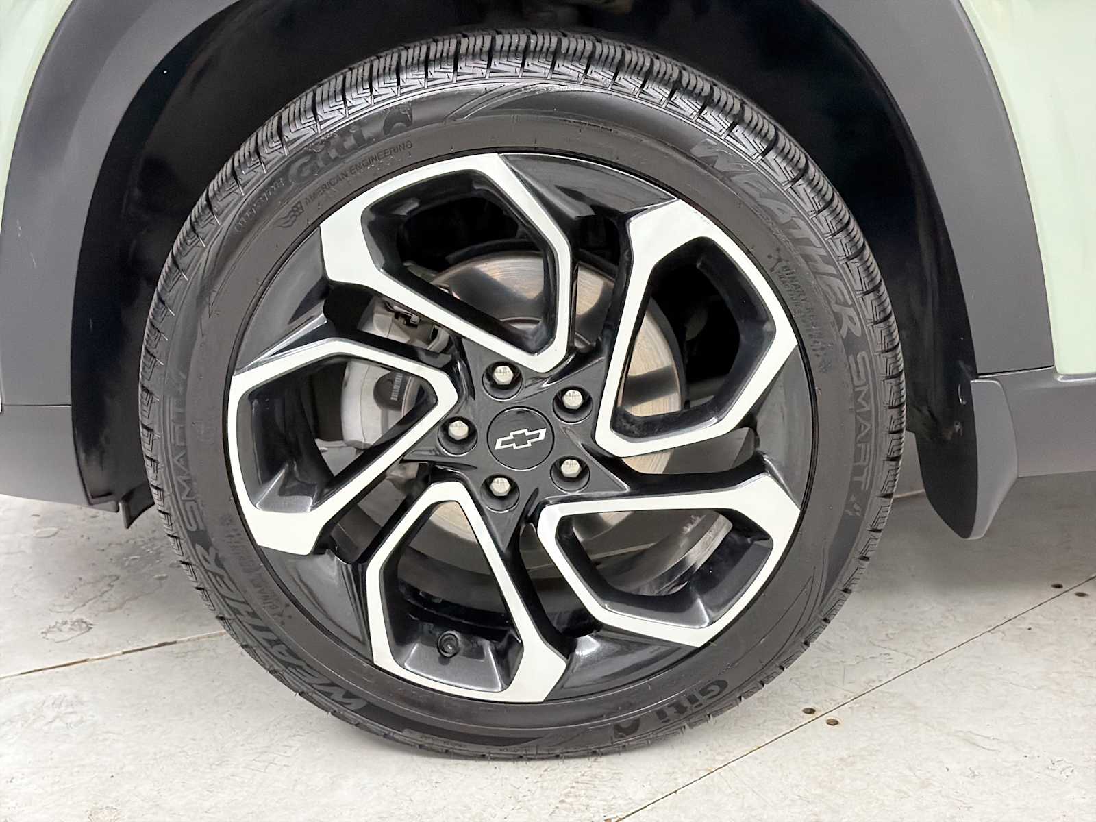 Thumbnail: 2024 Chevrolet Trax - 19