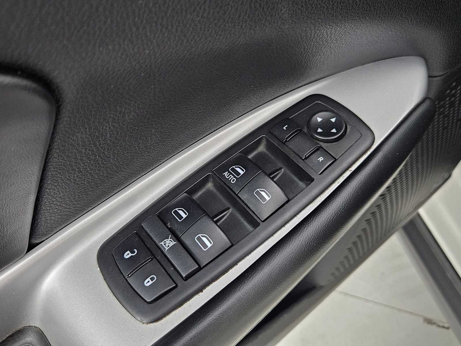2018 Dodge Journey SXT 17