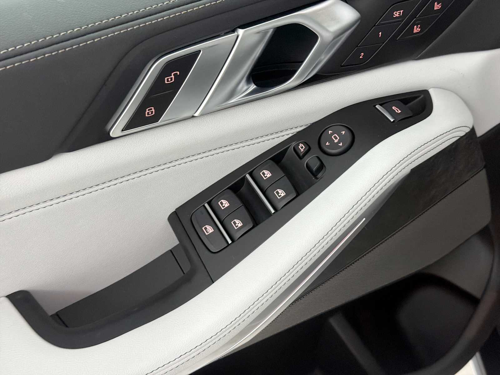 Thumbnail: 2026 BMW X5 - 15