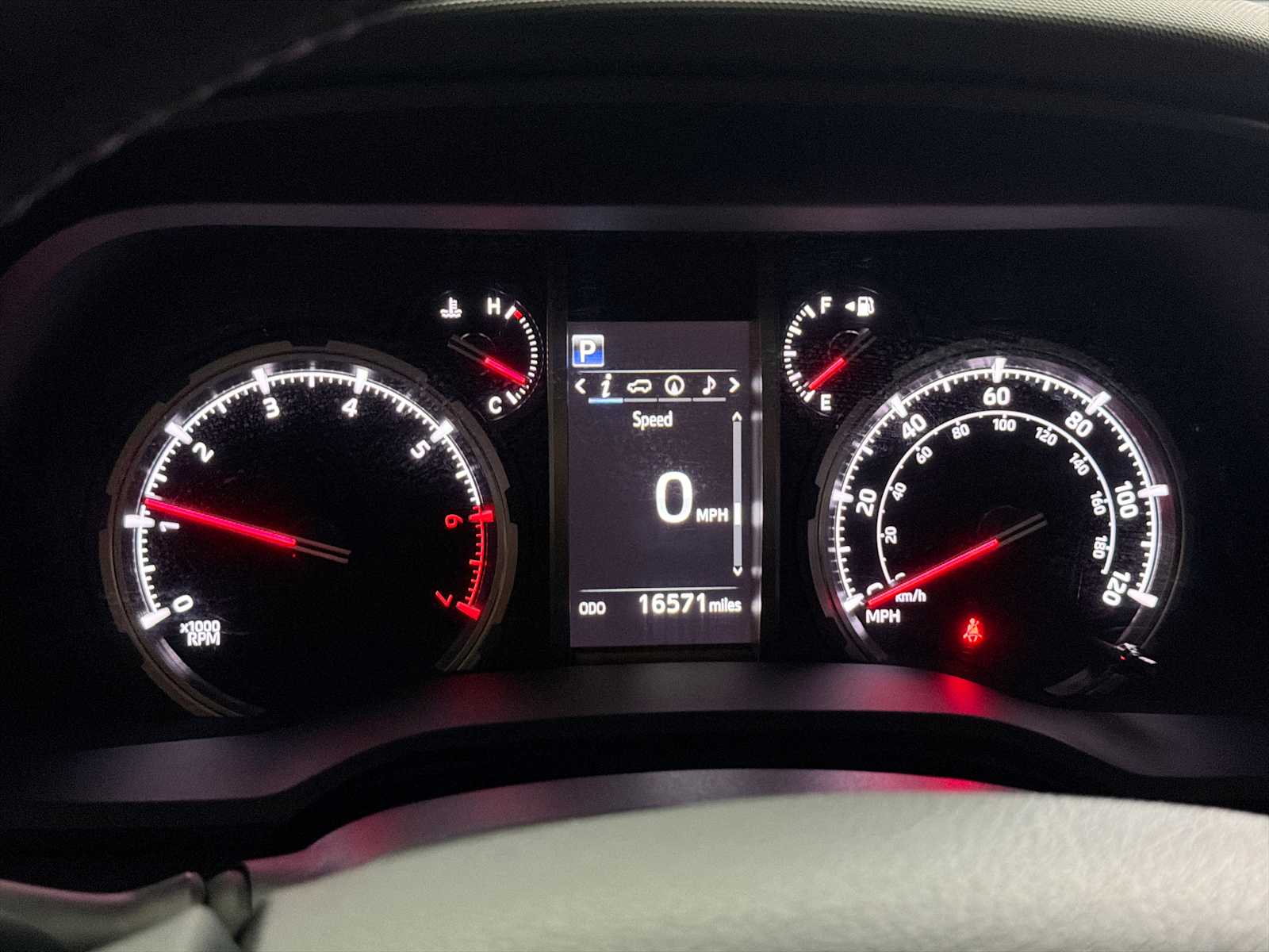 Thumbnail: 2023 Toyota 4Runner - 10