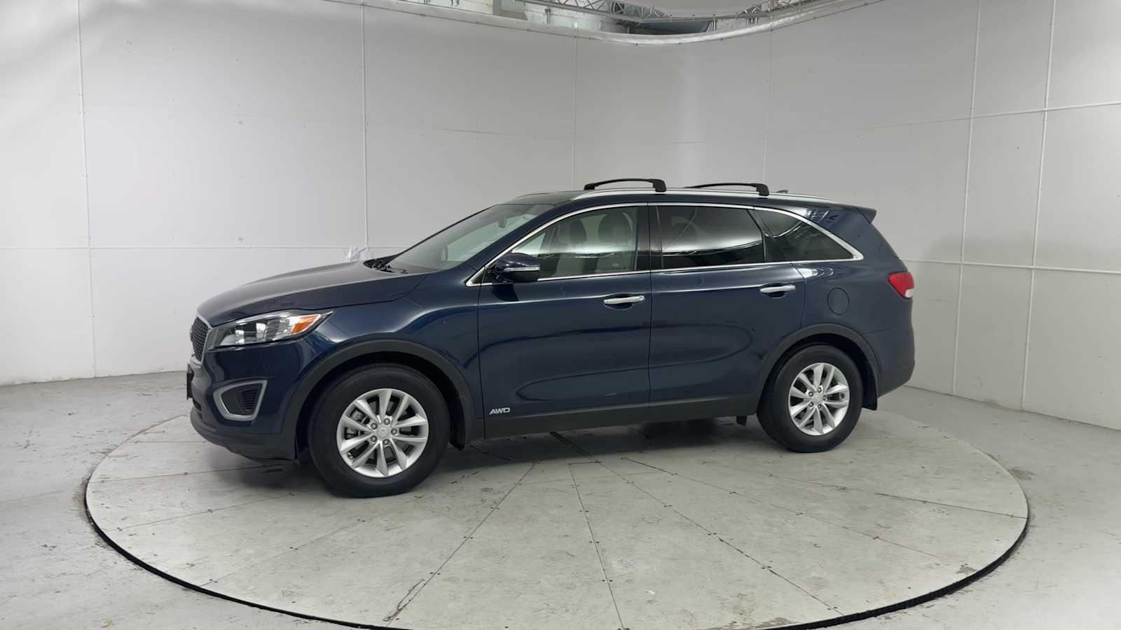 Thumbnail: 2018 Kia Sorento - 5
