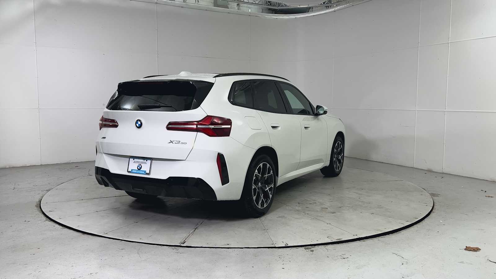 Thumbnail: 2026 BMW X3 - 2