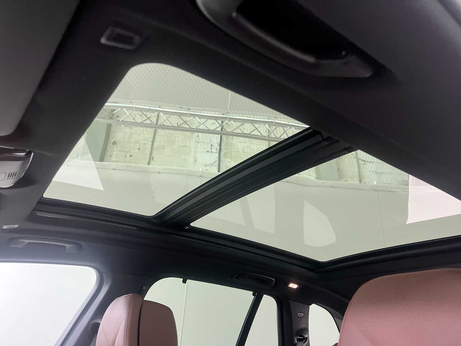 Thumbnail: 2026 BMW X5 - 16