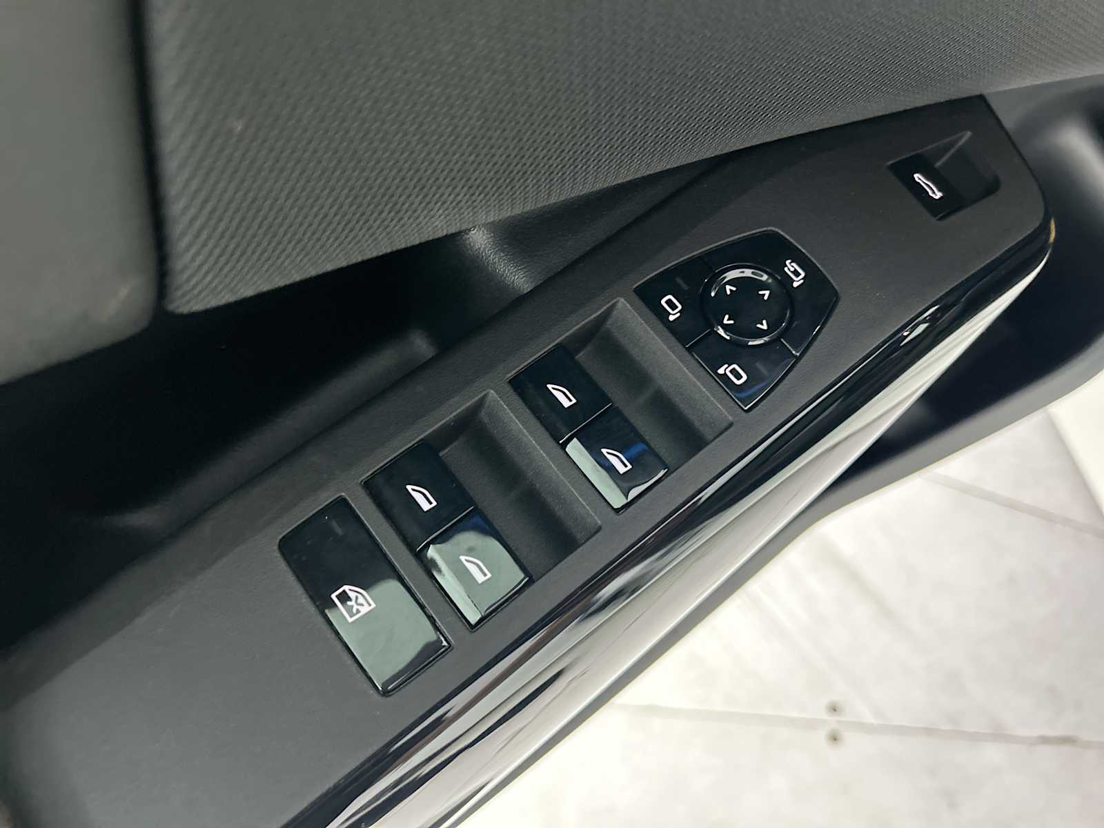 Thumbnail: 2026 BMW X3 - 15