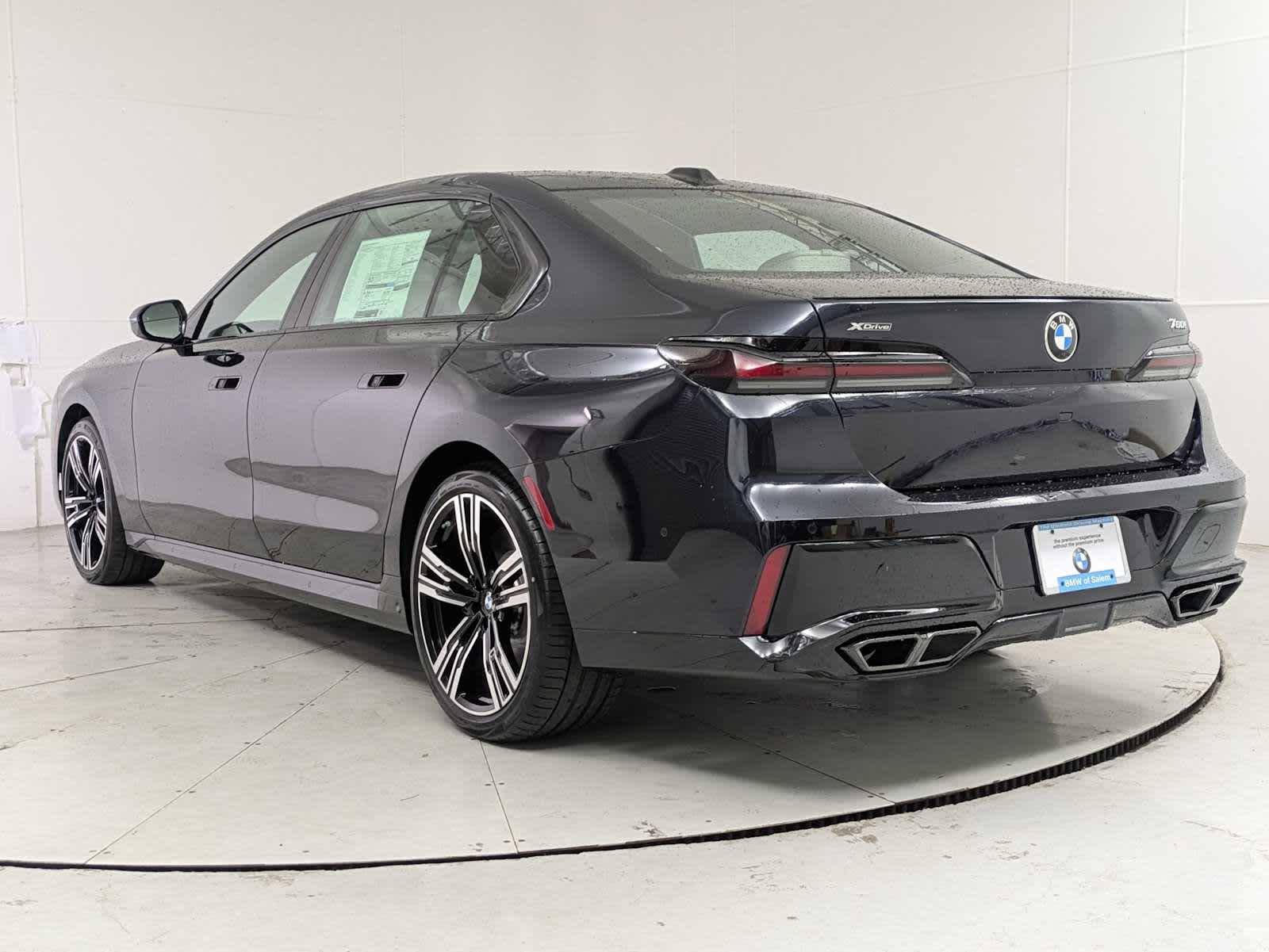 Thumbnail: 2025 BMW 7 Series - 4