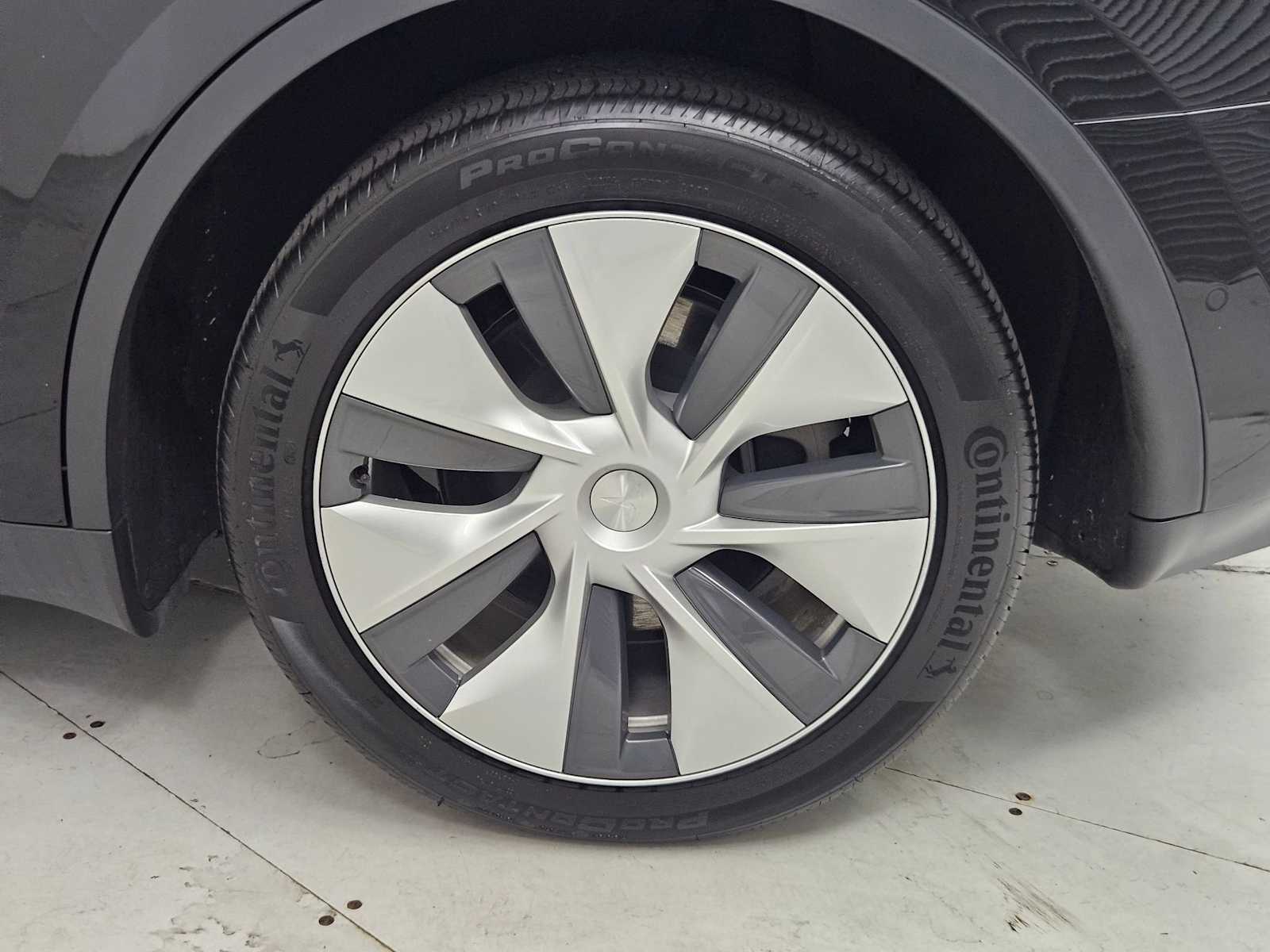 Thumbnail: 2021 Tesla Model Y - 14