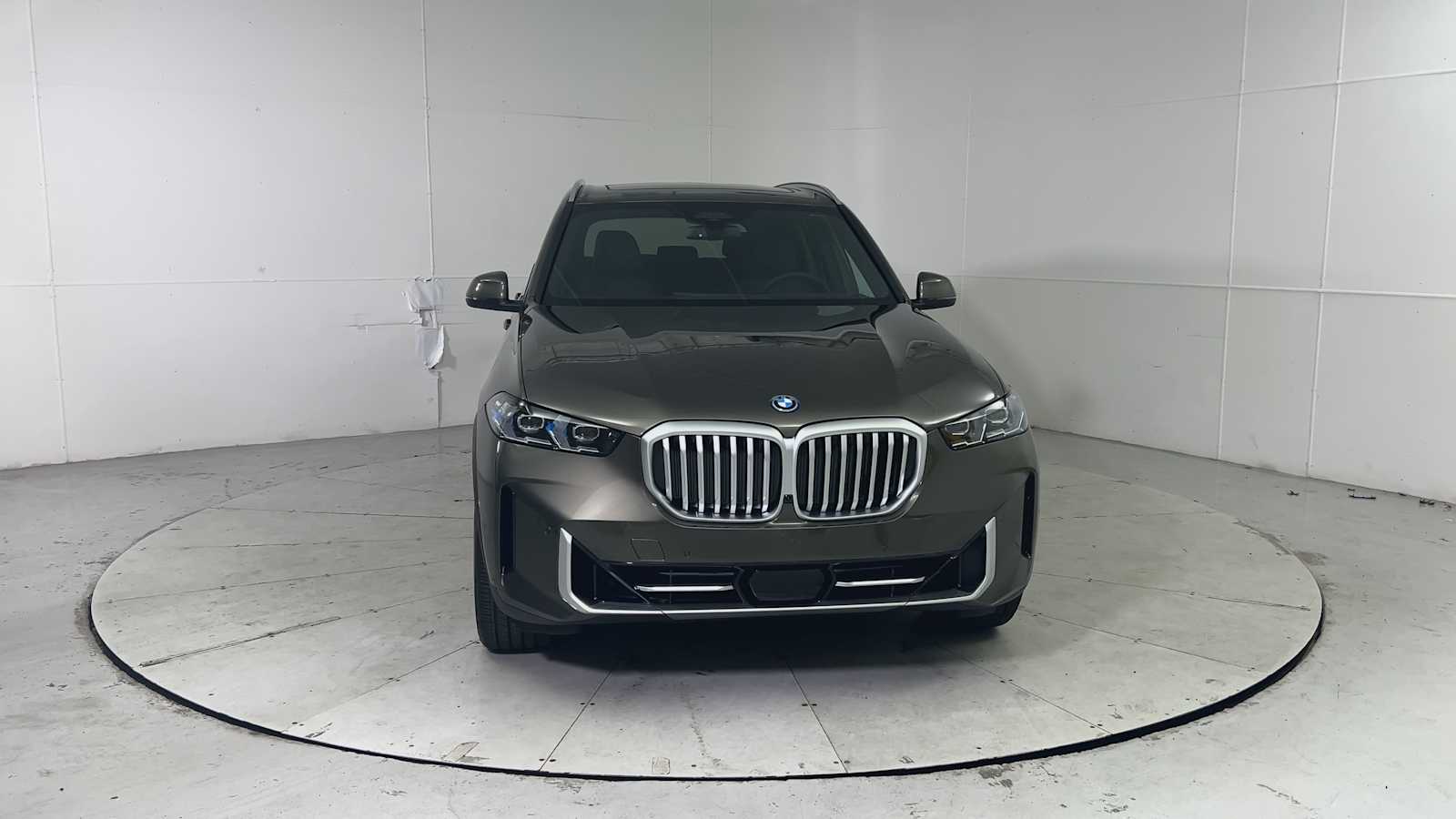 Thumbnail: 2026 BMW X5 - 7