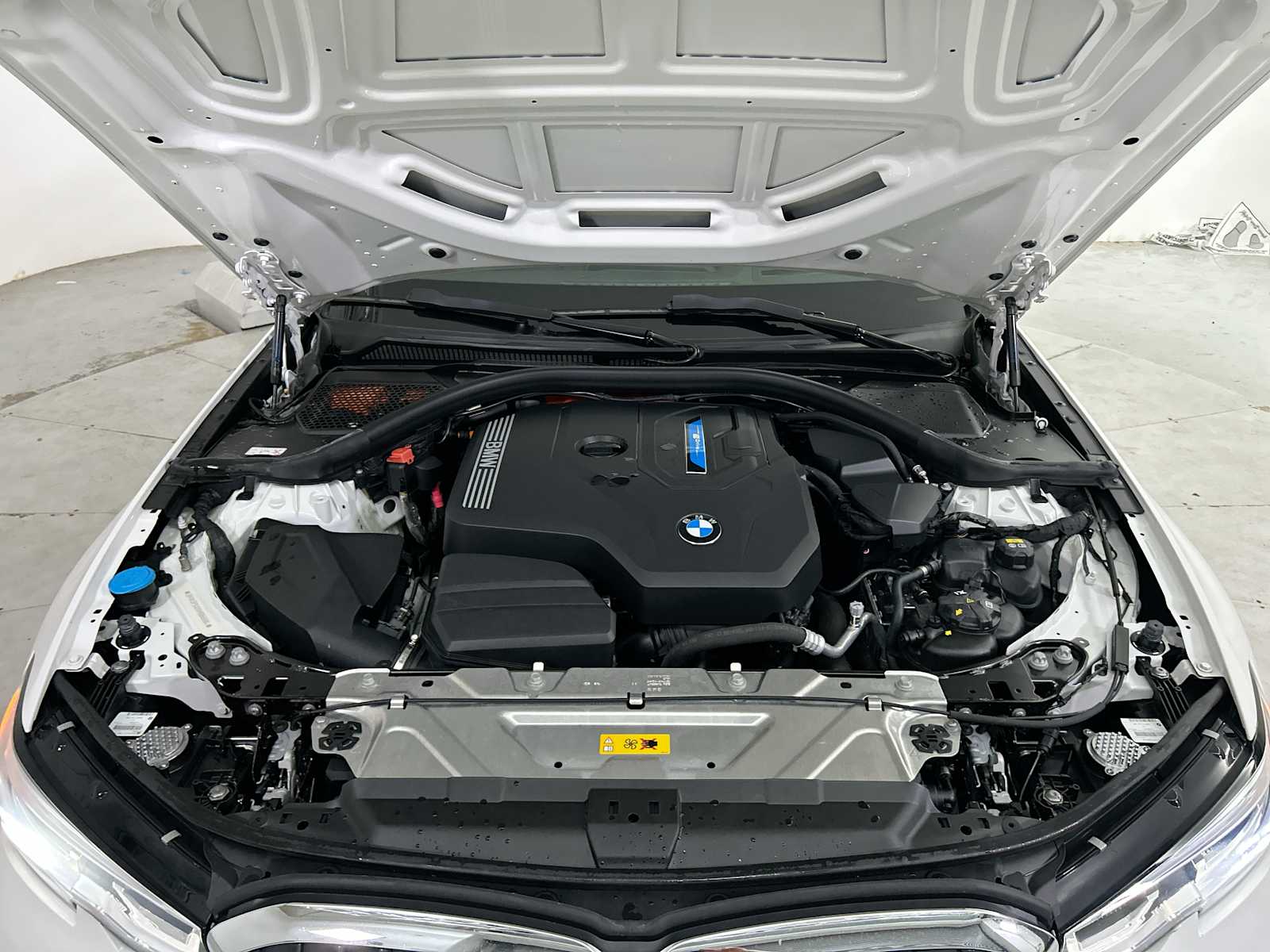 Thumbnail: 2021 BMW 3 Series - 18