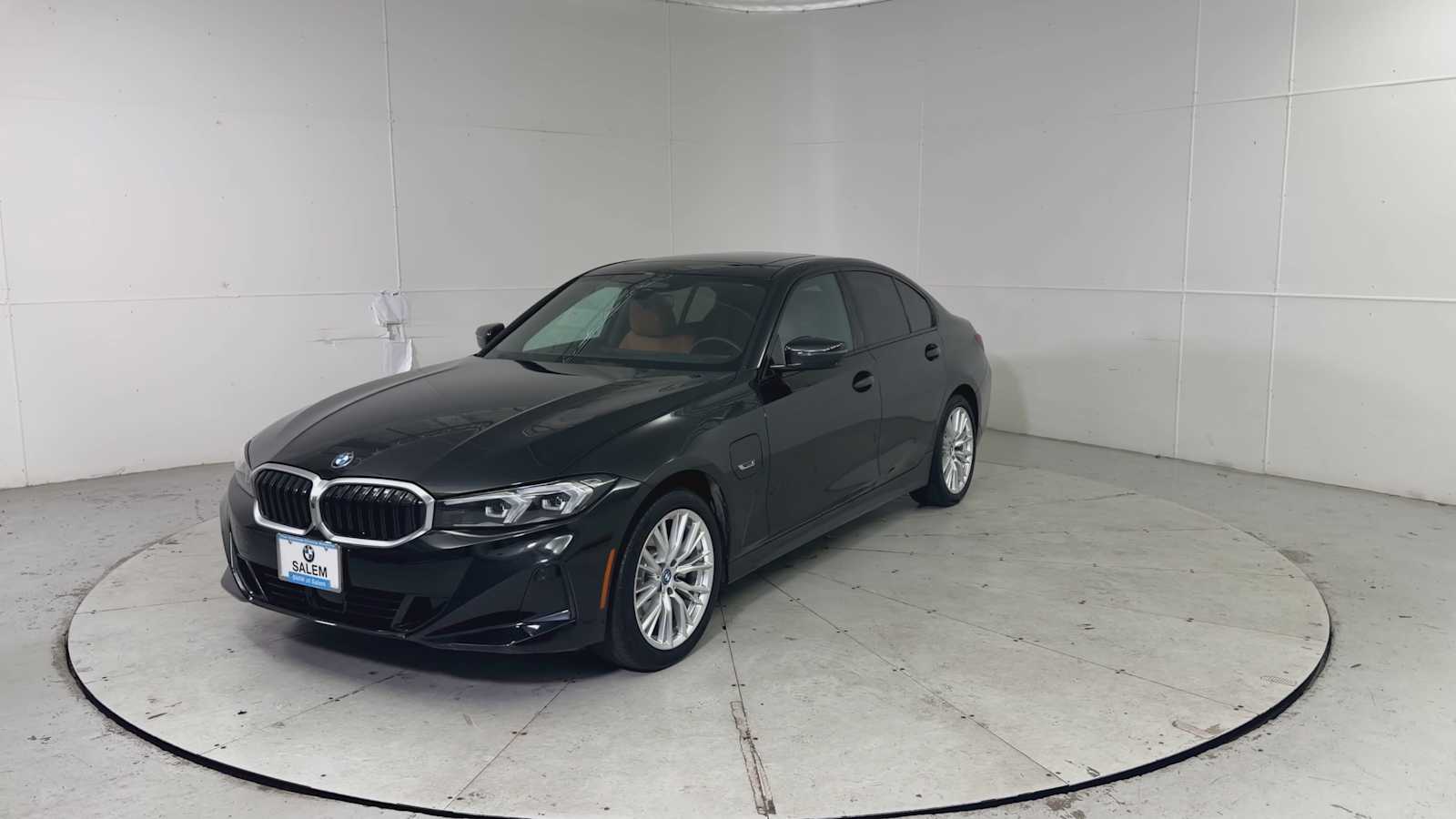 Thumbnail: 2023 BMW 3 Series - 6