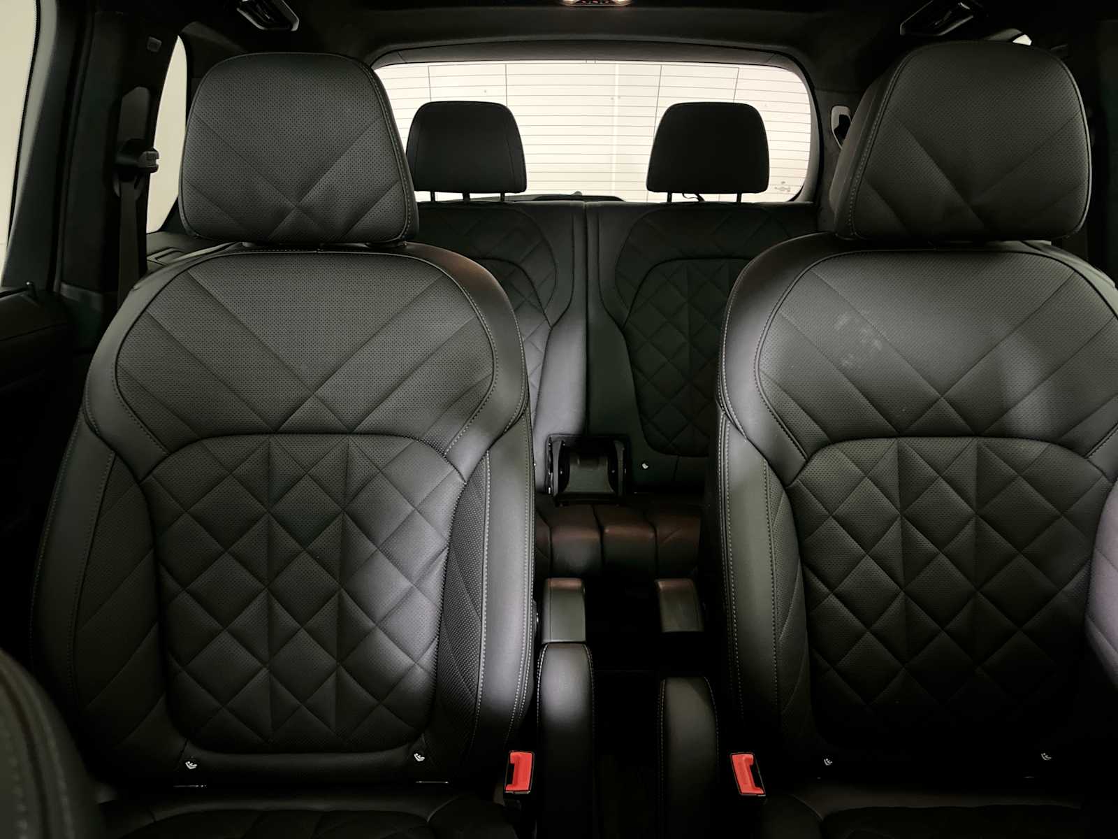 Thumbnail: 2024 BMW X7 - 13
