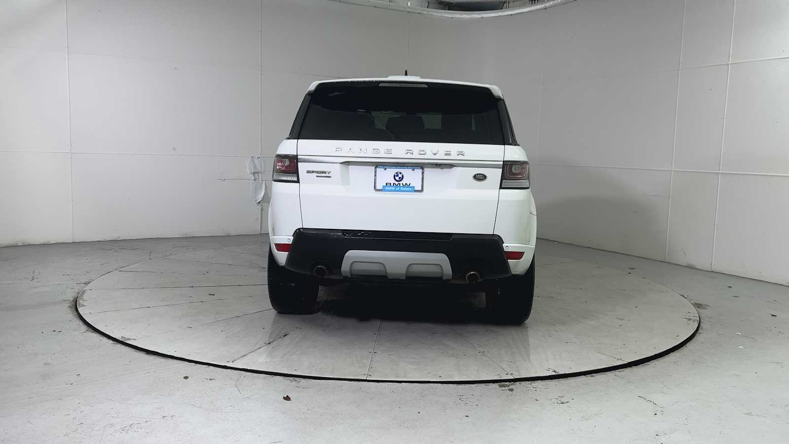 Thumbnail: 2015 Land Rover Range Rover Sport - 3