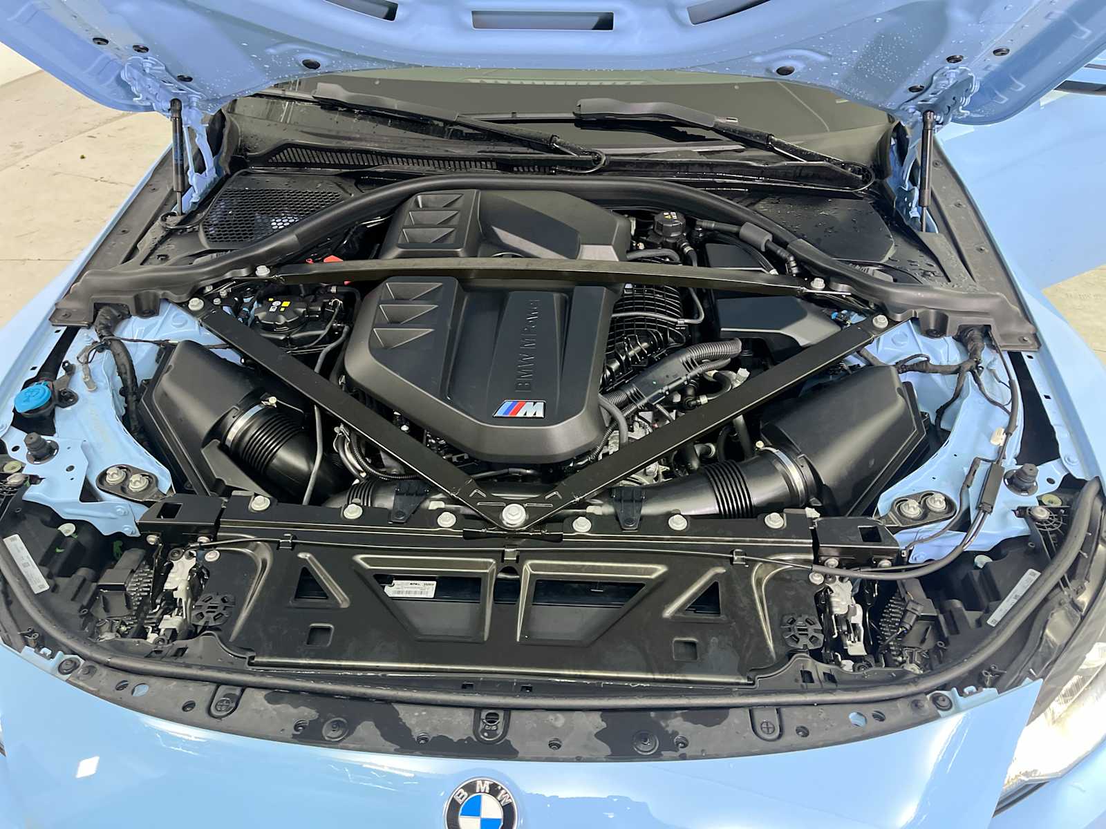 Thumbnail: 2024 BMW M2 - 18