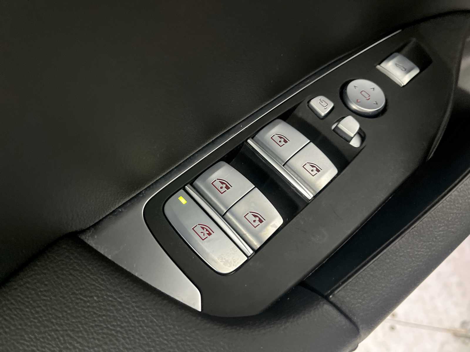 Thumbnail: 2023 BMW M4 - 21