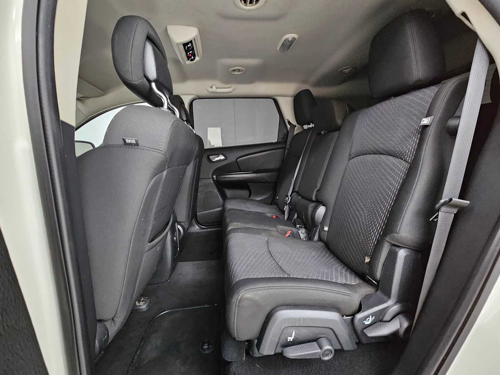 2018 Dodge Journey SXT 19