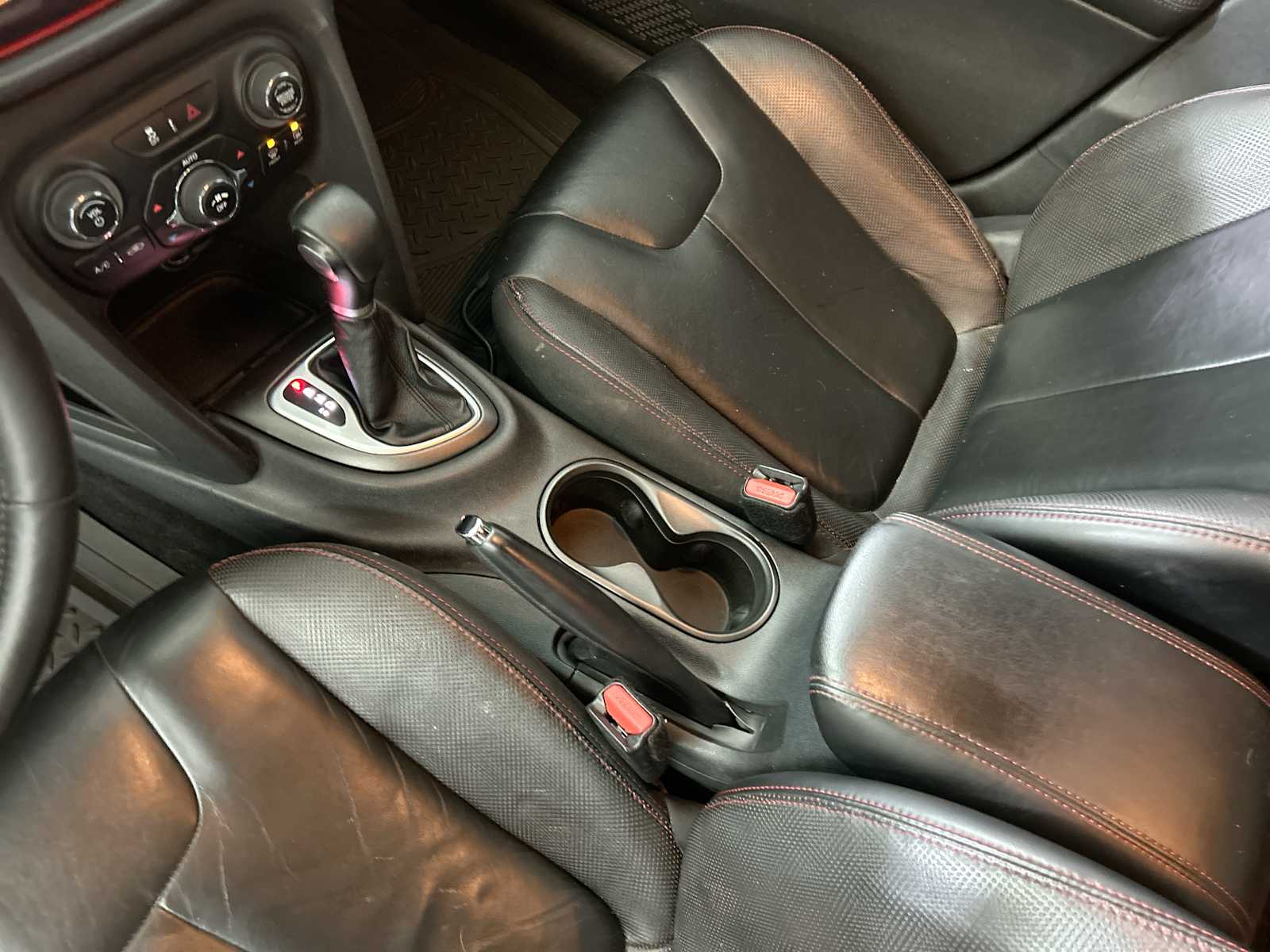 Thumbnail: 2016 Dodge Dart - 21