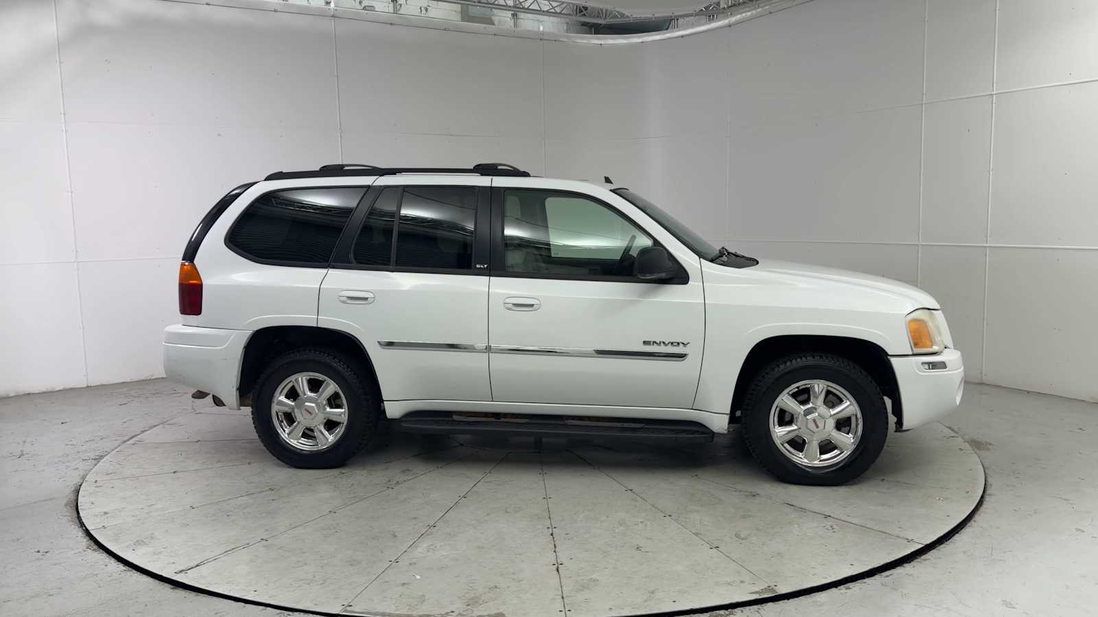 Thumbnail: 2006 GMC Envoy - 9